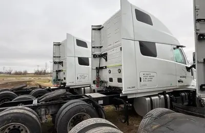 Used VOLVO VNL64T860 Conventional trucks Illinois US | Mitsubishi HC Capital America #1362652