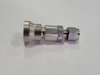 NEW SWAGELOK R1DIX0002B