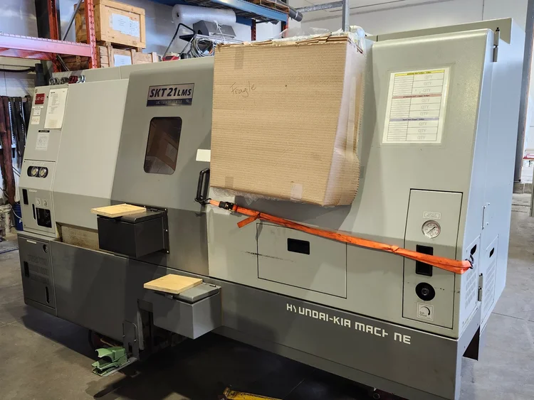 Used 2005 HYUNDAI SKT 21LMS 5-Axis or More CNC Lathes Alberta CA | Lamarche Machinery Inc #1459915