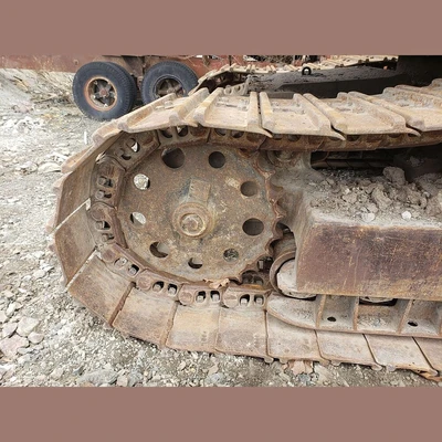 Caterpillar 235C Excavator