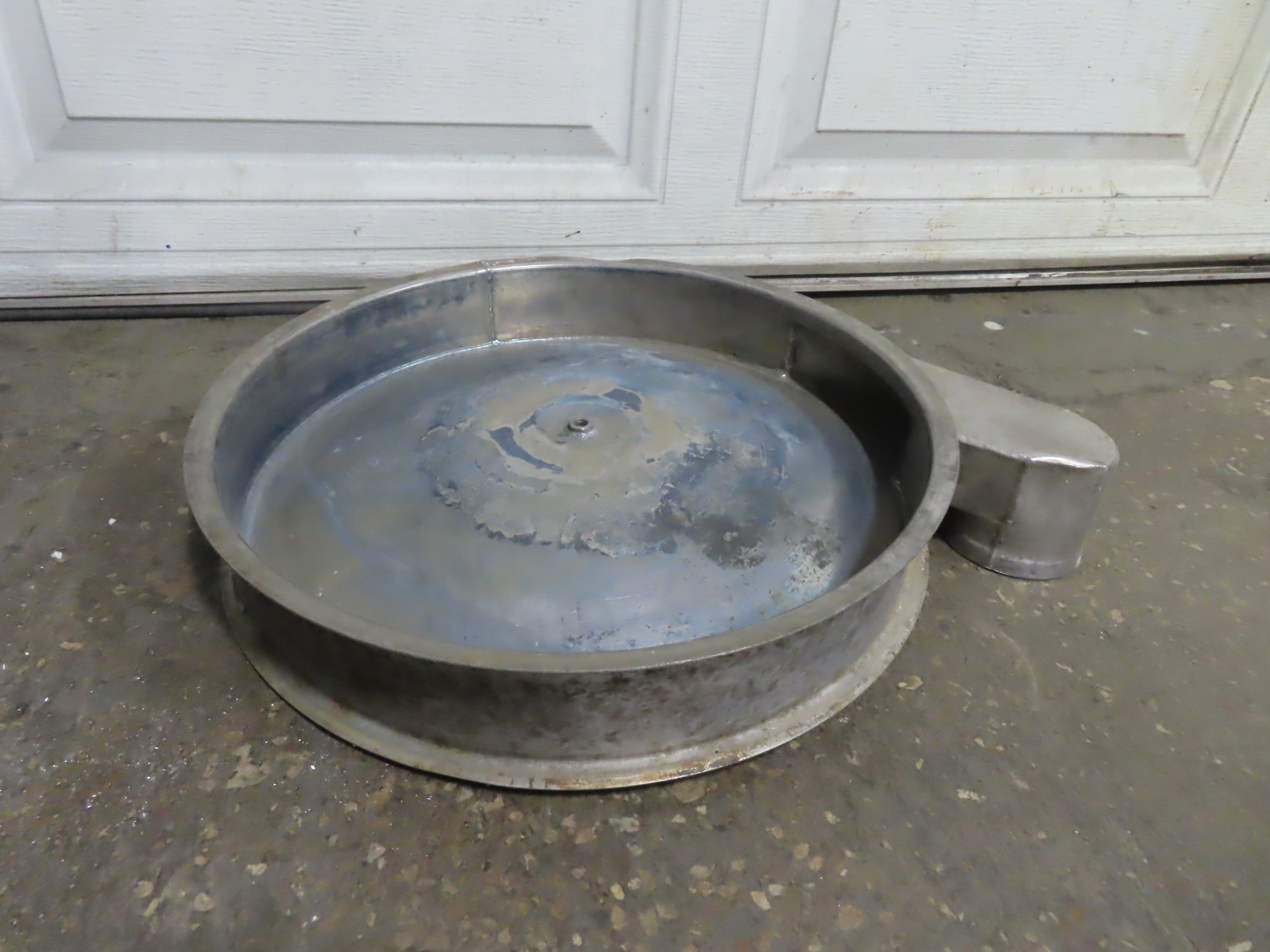 18" Bottom Deck with Discharge Spout for Screener Separator