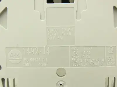 Allen Bradley 1492-J4 Terminal Block With 1 DIN Rail 800V 4mm² Lot of 94