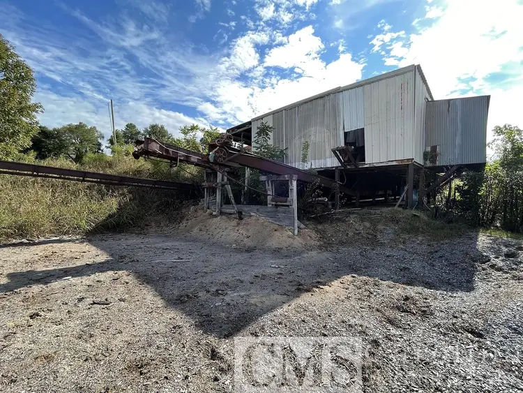 Used COMPLETE SAWMILL LIGNA, HMC, CORNELL, PRECISION Woodworking Complete Operations New York US | CAROLINA MACHINERY SALES #422054