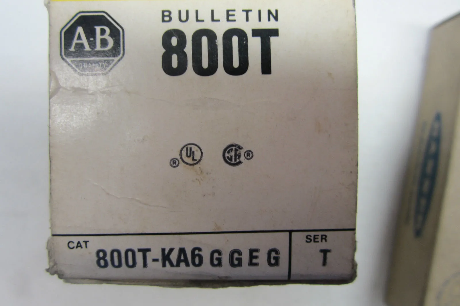 NEW ALLEN BRADLEY 800T-KA6 PUSHBUTTON 800TKA6