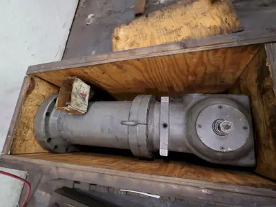 50 TAPER GIDDINGS & LEWIS RIGHT ANGLE BORING HEAD, OFF 5" SPINDLE MILL: YOBRO #24743