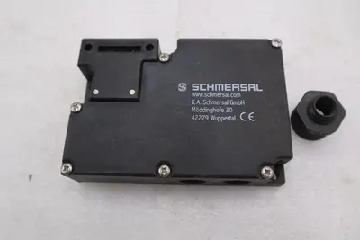 AZM 161SK-12/12RK-024 Schmersal Interlock Switch 24V - STOCK GF175A