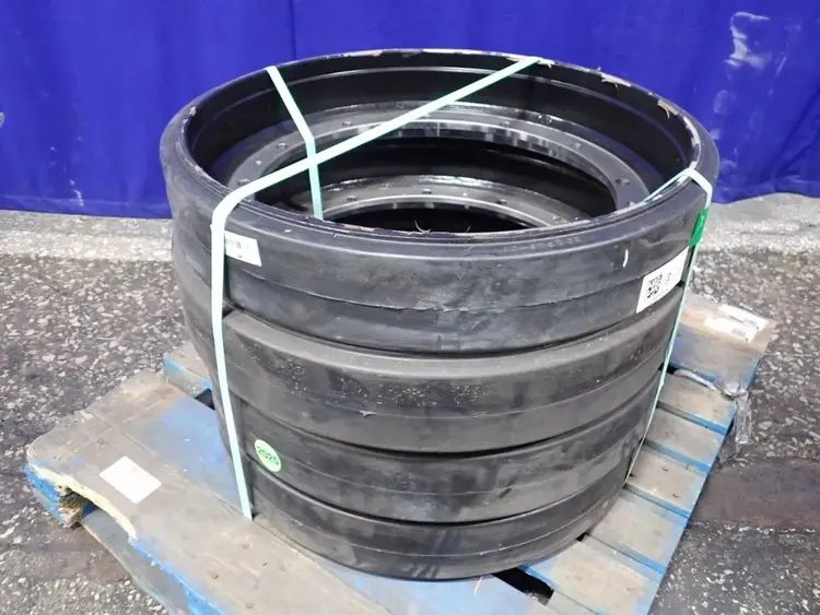 Used SUPERIOR TIRE RT14 Material Handling (misc) Ohio US | HGR 24 #776364