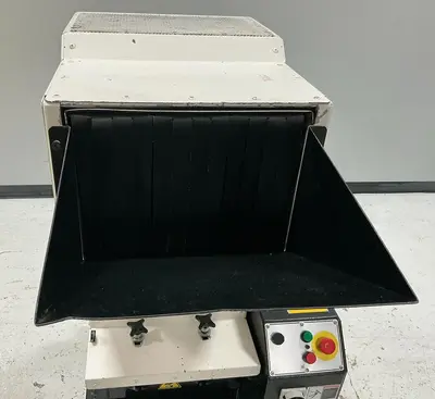 USED MILACRON MG-814