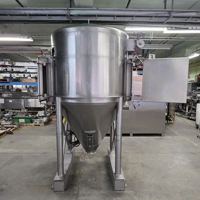 SEMCO Filter Reciver Tank Recervoir Capacity: 4500 lit. 1180gal, 9517 pints.   # 45210