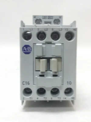 NEW Allen-Bradley 100-C09D10