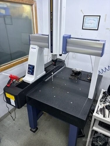 Used 2012 MITUTOYO CRYSTA-PLUS M-574 Coordinate Measuring Machines California US | Deal Makers Machinery #395402