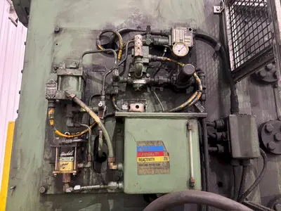120 TON CLEARING-NIAGARA (NEW 1999) MODEL #E-110 OBS GAP FRAME PRESS, 6" STROKE: STOCK #20013