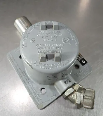 KILLARK SPI 17153A HAZARDOUS LOCATION SENSOR. 6D-11