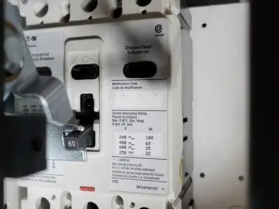 USED EATON CUTLER-HAMMER SVX025A1-5A4N1