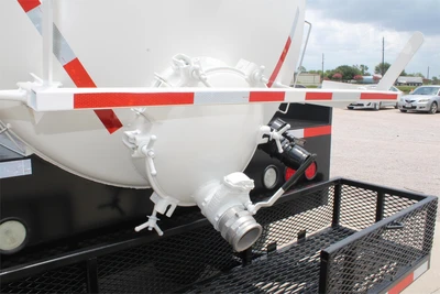 Used 2017 INTERNATIONAL DURASTAR 4300 Vacuum Truck Texas US | Roll Off Truck World #1491746