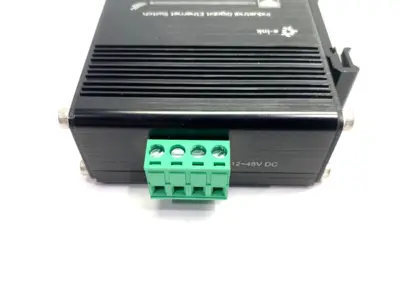 USED E-LINK MINIATURE 5-PORT GIGABIT ETHERNET SWITCH 4X10/100/1000BASE-TX