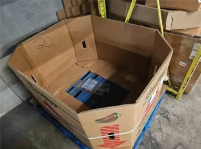 Pallet of Around 25 Heavy Duty Used Cardboard Gaylord Boxes in Excellent Condition.