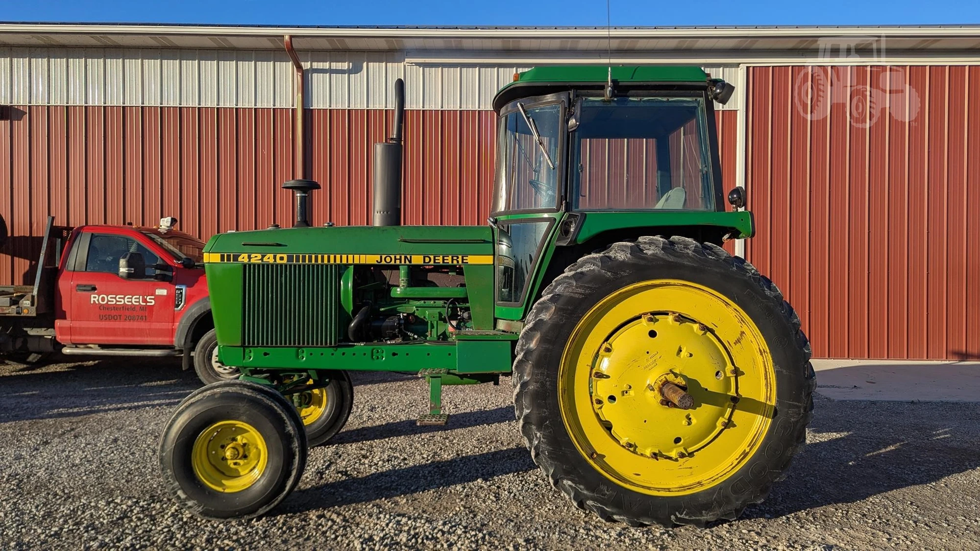 USED 1979 JOHN DEERE 4240