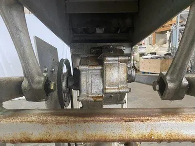 Commercial 4-Lane Shaker Conveyor