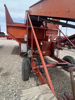 Used _UNKNOWN_ _UNKNOWN_ Seed Tenders Idaho US | Tri-Steel Manufacturing #1557132
