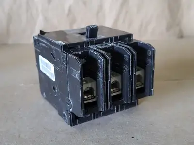 USED SIEMENS BQD3100