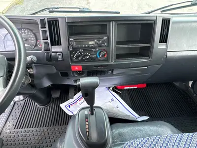 Used 2023 ISUZU NPR HD Box trucks Florida US | Truck and Van Outlet #1509234