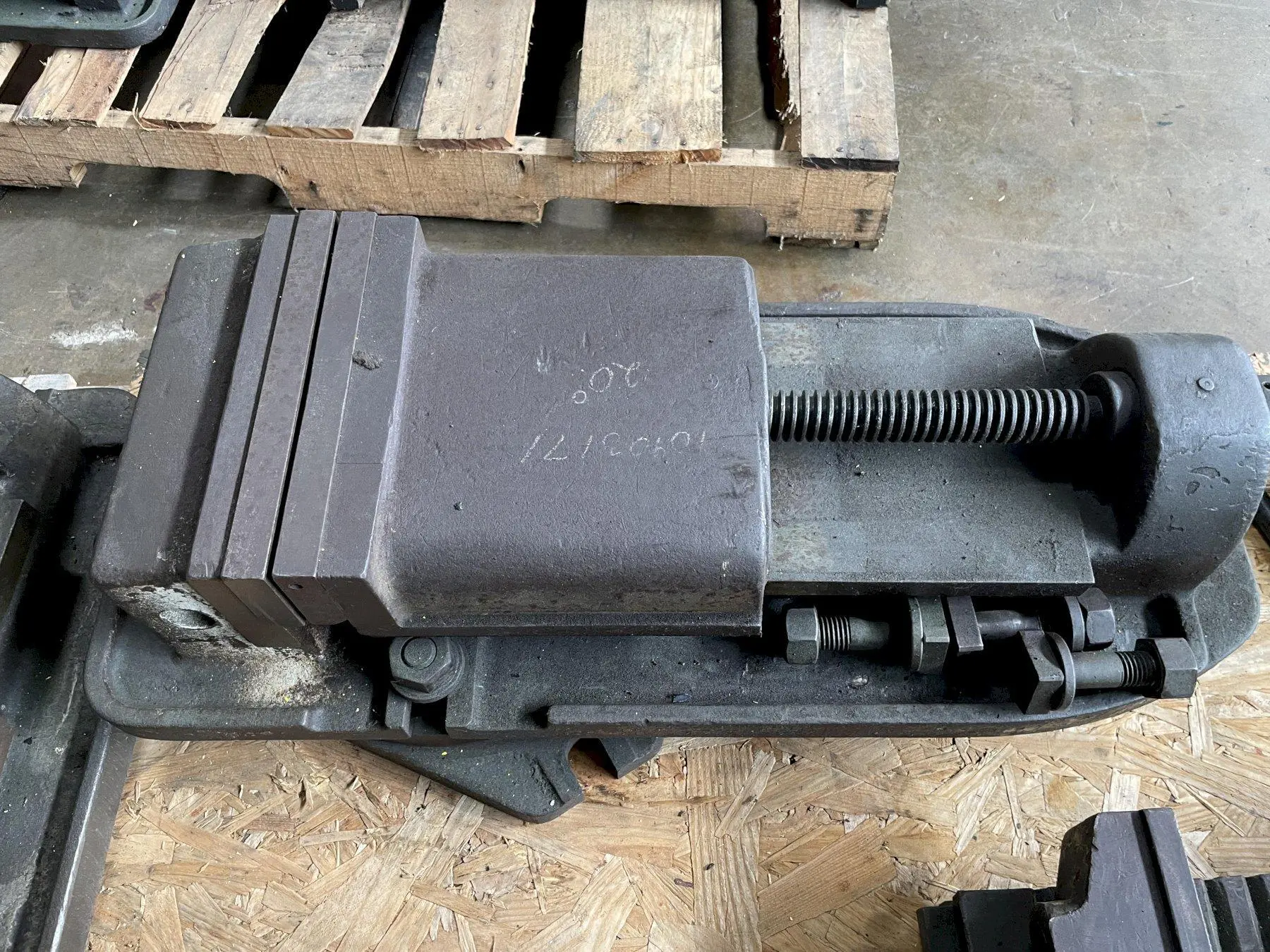 USED Vises