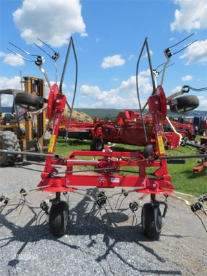 New | in-Stock 2024 MASSEY FERGUSON TD524 Tedders Pennsylvania US | Zimmerman Farm Service #1410053