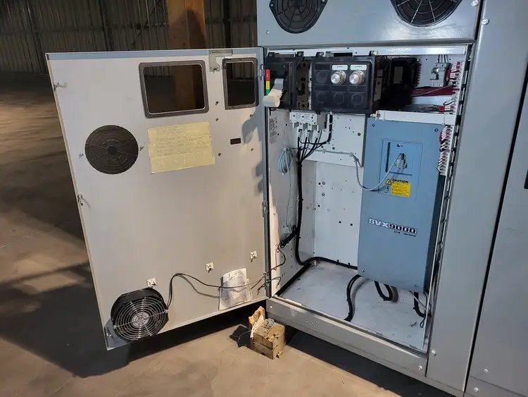 Used EATON SVX030A1-5A4N1 Switchgears British Columbia CA | Lenmark #240179