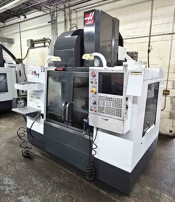 2015 HAAS VF-2YT Vertical Machining Centers | Lion Machinery (4)