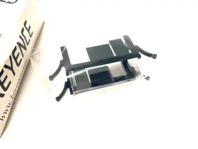 USED KEYENCE PANEL MOUNT BRACKET SET
