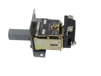 ALLEN BRADLEY 836-C11X112 PRESSURE SWITCH SER. A 836C11X112 NEW SURPLUS