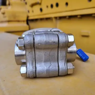 1" Class 800 Ball Valve API 608