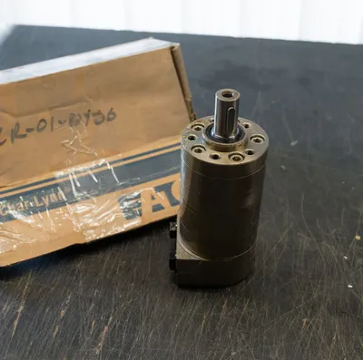 EATON CHAR-LYNN CR-01-0156 Hydraulic Motor | Buy Per Pound (2)
