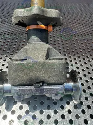 USED ITT PURE FLO 1-316L-RA20MAX-CWP150 DIAPHRAGM VALVE W/ 1" SANITARY FITTING
