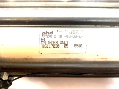 USED PHD PNEUMATIC SLIDE CYLINDER 25 BORE 16"