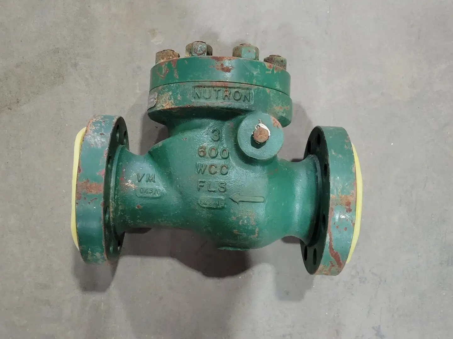 USED 2004 NUTRON CSF30R06S