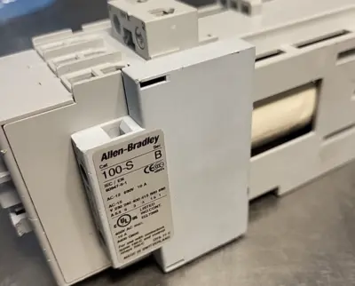 Allen-Bradley 100-C30Z*00 60947-5-1 Safety Contactor 100-S (BIN4.5.4)