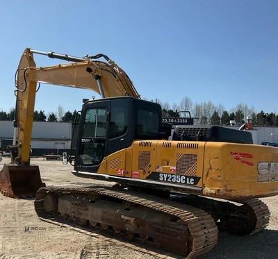 Used 2017 SANY SY235C LC Crawler Excavators Tennessee US | Moore Equipment #1517302