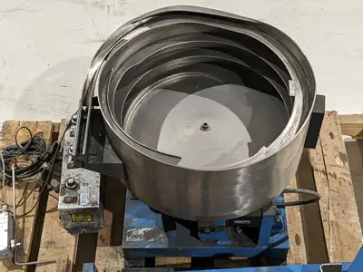 Used VIBRA-FLIGHT FEEDER SYSTEM W/ BOWL, INLINE, HOPPER, FC-102 PLUS Vibratory Feeders | Maverick Industrial Sales #1109923