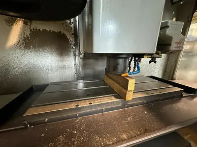 Used 2005 HAAS VF-2DHE Vertical Machining Centers CZ | Amaron s.r.o. #1445008