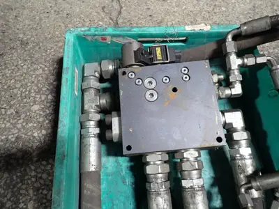 Hydraulic Valve Assembly