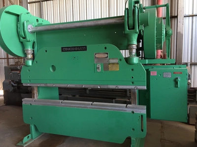 135 Ton x 8' Cincinnati #5 Press Brake