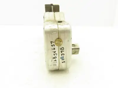 Destaco 82M-7L63C84-NA Pneumatic Power Clamp 7/8" Square Drive 15-120°