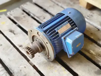 USED SIMO Y90L-4TH