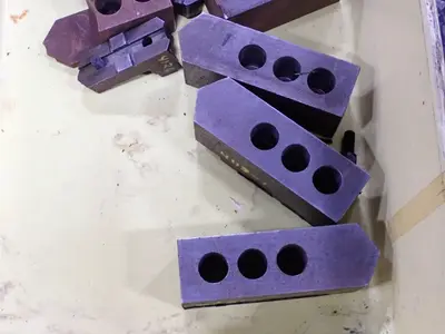 Chuck Jaws