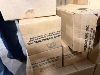 Used HUGE LOT OF TOILET PAPER ROLL HOLDERS, AND PAPER TOWEL DISPENSERS. _UNKNOWN_ Janitorial Equipment Michigan US | Miedema Asset Management Group #1403027