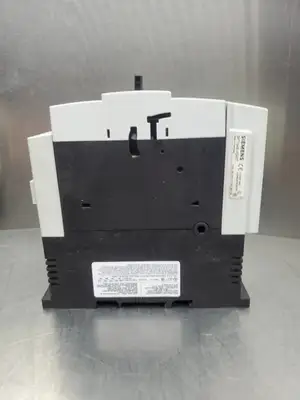 USED Siemens 3RV1042-4KB10 Motor Starter Circuit Breaker w/3RV1901-1A Module.