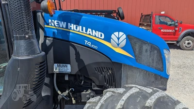 USED 2017 NEW HOLLAND T4.100