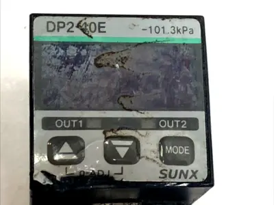 Used Sunx Digital Vacuum Pressure Sensor 12-24VDC Pressure Switches Michigan US | Maverick Industrial Sales #1406480